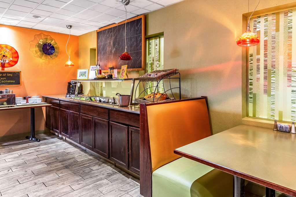 Quality Inn East Stroudsburg Poconos - photo 36