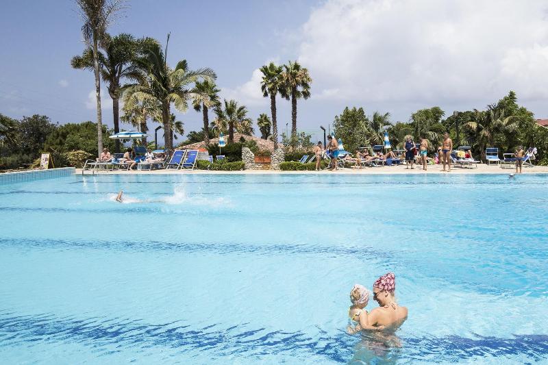 Hotel Calabrisella in Ricadi, Italy