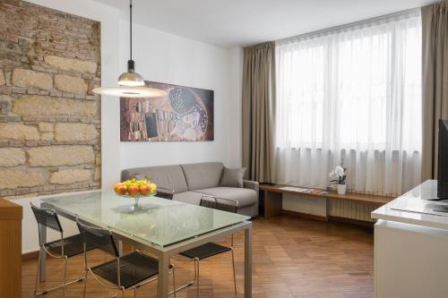 Flats4Rent Casa Sailù — 4-Star Luxury Hotel in Verona, Italy