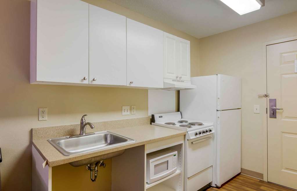 Extended Stay America Suites Richmond W Broad St Glenside N - photo 24