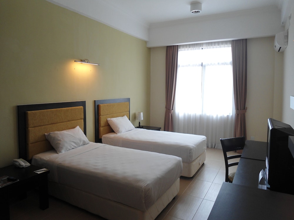 Pantai Puteri Hotel — Malacca — photo 4