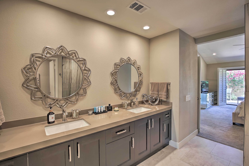 Luxury Remodeled Palm Desert Resort Condo - photo 13