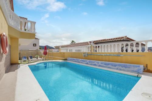 Apartamento villasol — 4-Star Luxury Hotel in Arona, Spain