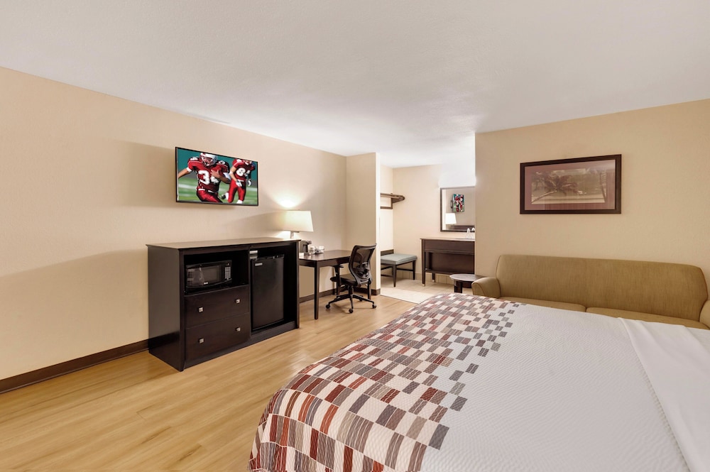 Red Roof Inn Gulfport Biloxi Airport - photo 16