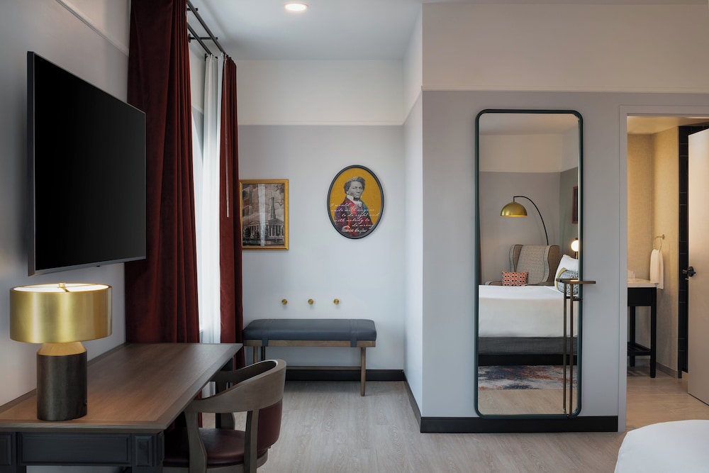 Hotel Indigo West Chester Downtown by IHG - photo 17