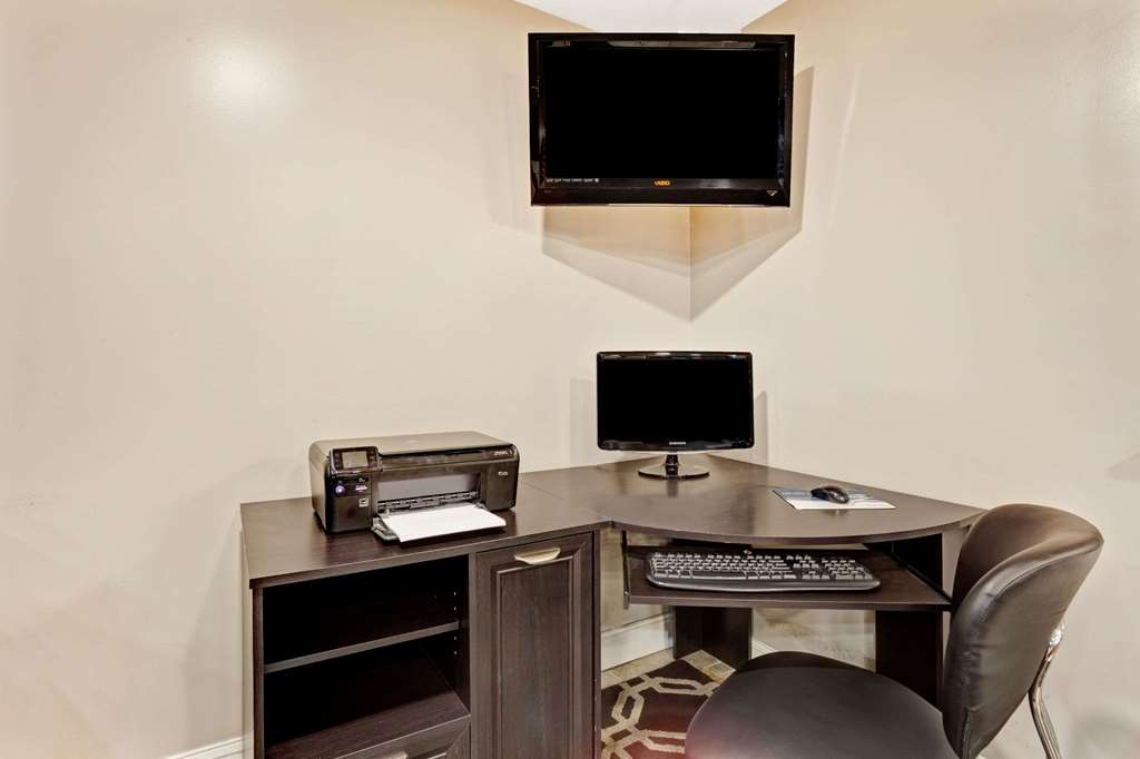 Super 8 by Wyndham Louisville Airport - photo 14
