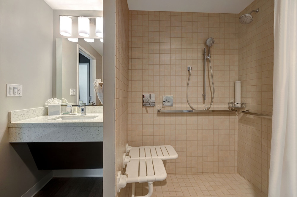 TownePlace Suites San Luis Obispo - photo 27