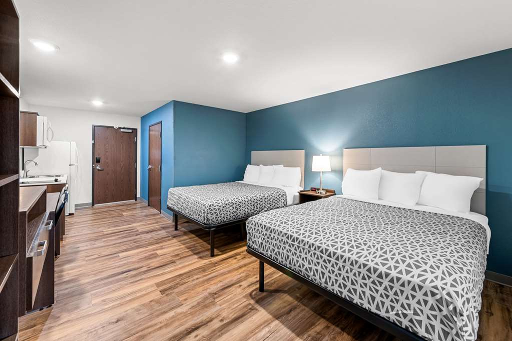 Woodspring Suites Kansas City Airport - photo 14