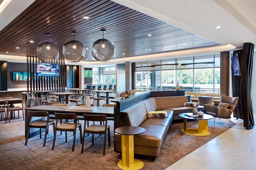 SpringHill Suites by Marriott Fort Myers Estero - photo 6