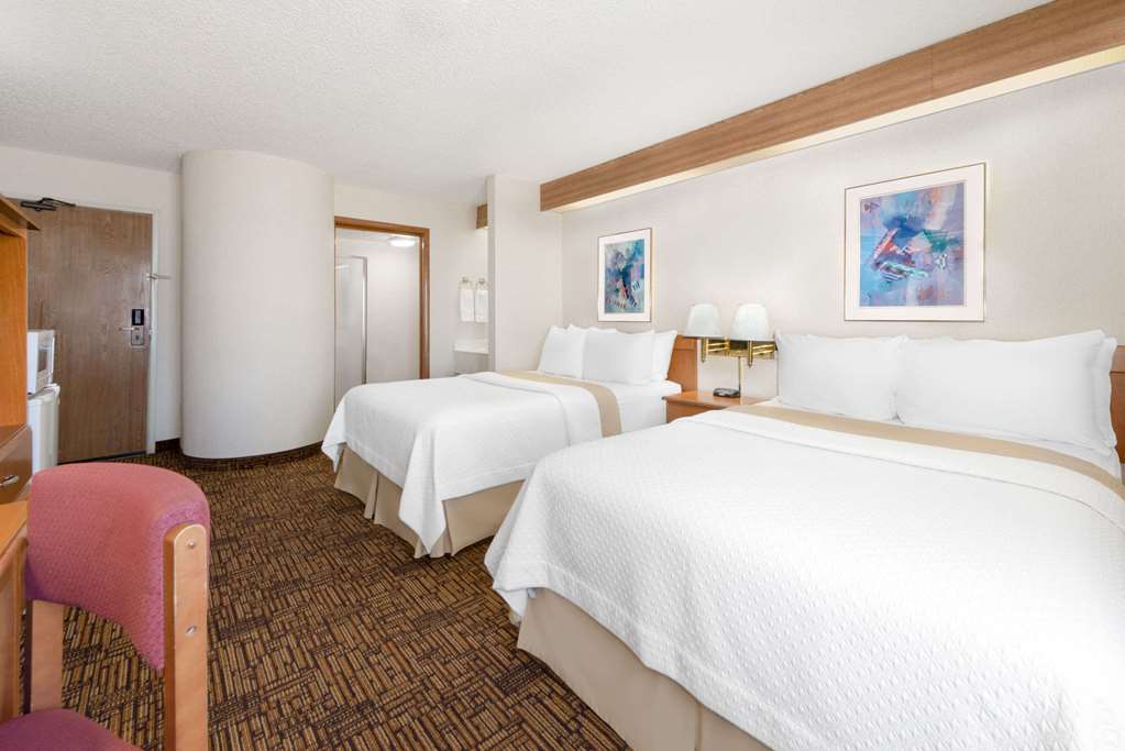 Days Inn by Wyndham Liberal KS - photo 12