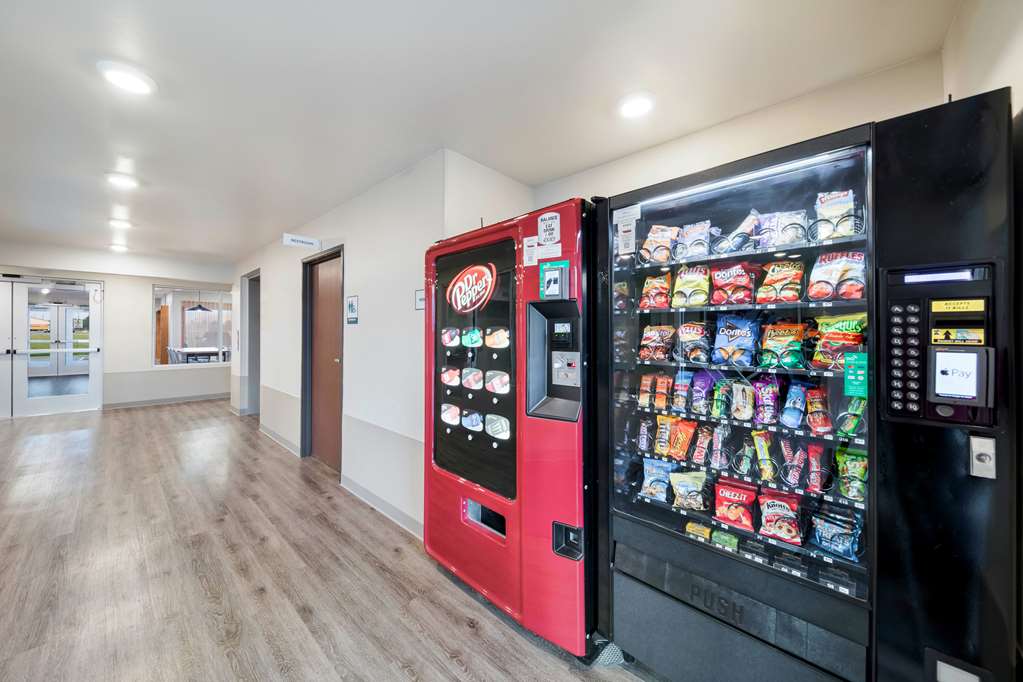 WoodSpring Suites Dallas Plano Central Legacy Drive - photo 33