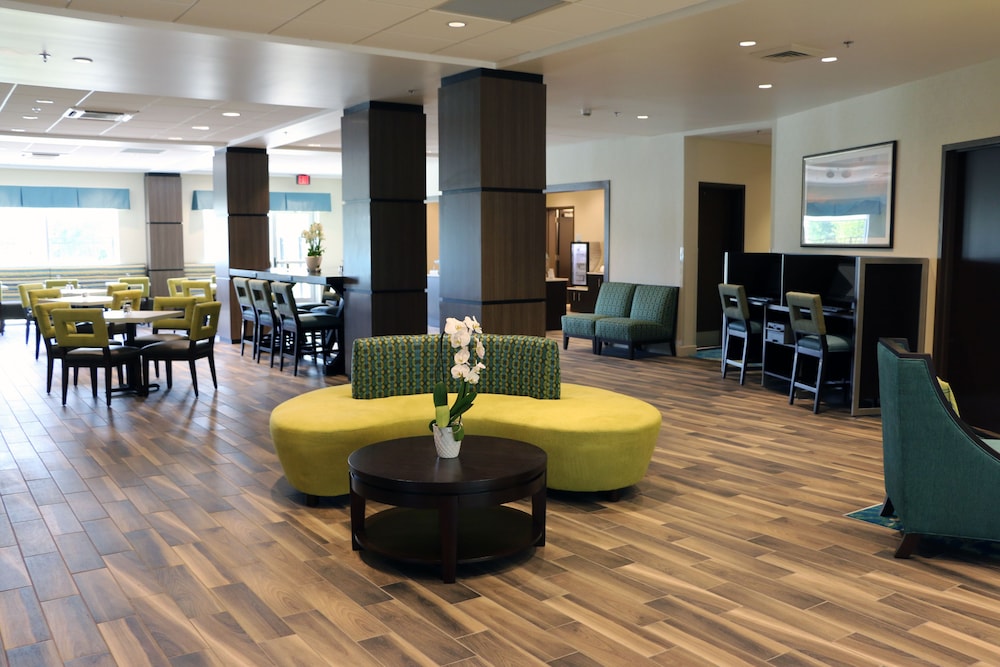 Holiday Inn Express & Suites Hendersonville SE Flat Rock by IHG - photo 29