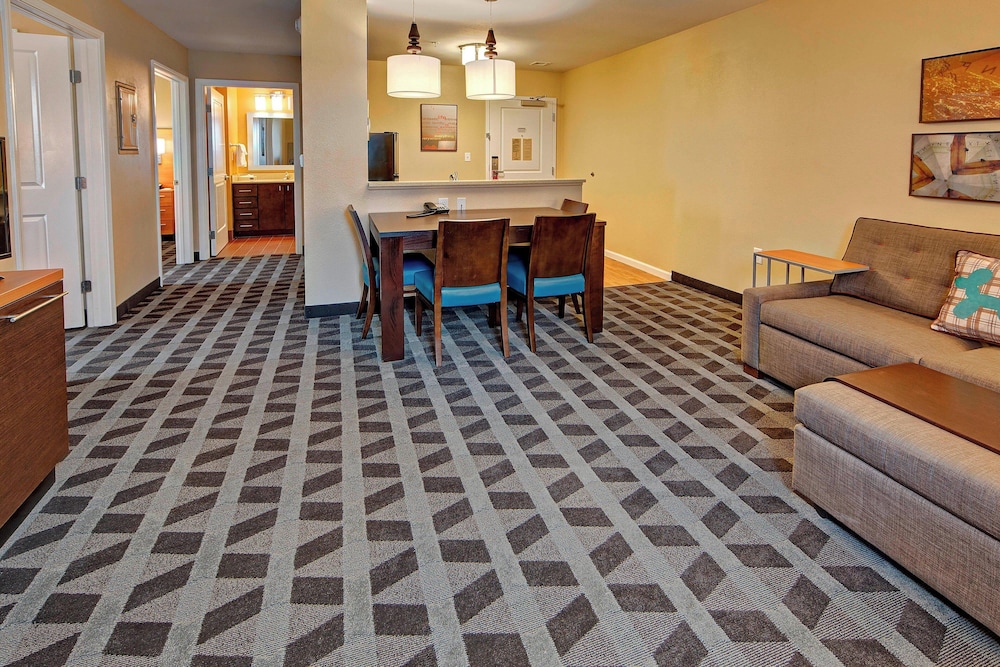 TownePlace Suites Hattiesburg - photo 17