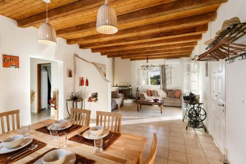 Fridas Place - carbon neutral hotel in Unknown City