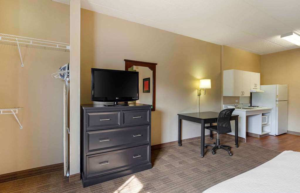 Extended Stay America Suites Chicago Elmhurst O'Hare - photo 16
