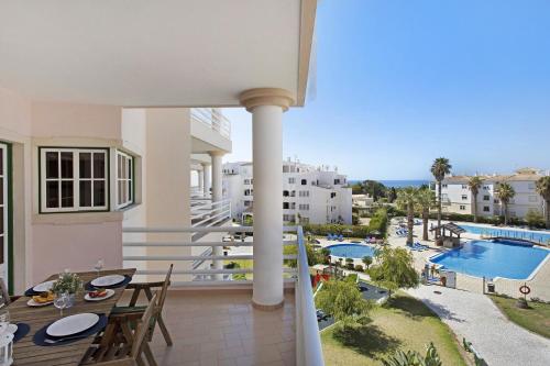 Estrela do Vau Apartment — 4-Star Luxury Hotel in Alvor, Portugal