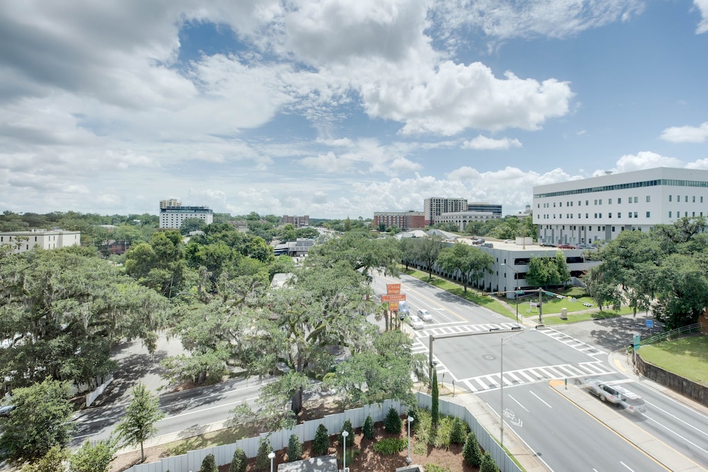 Four Points by Sheraton Tallahassee Downtown - photo 46