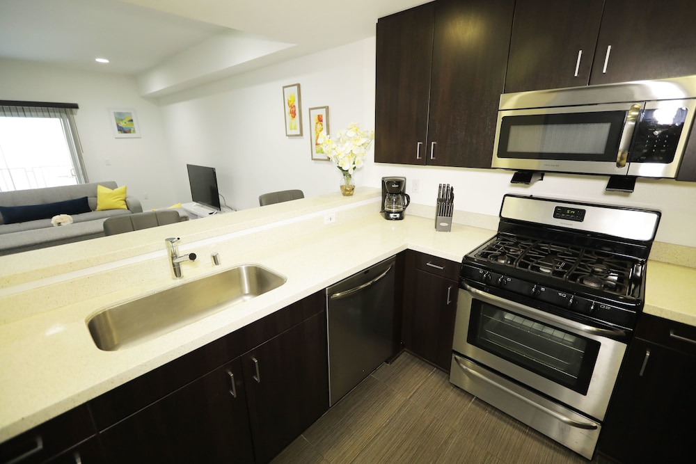 Hollywood Urban Residences - photo 34