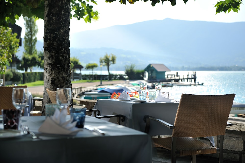 Hotel Le Cottage Bise — 4-Star Luxury Hotel in Talloires, France
