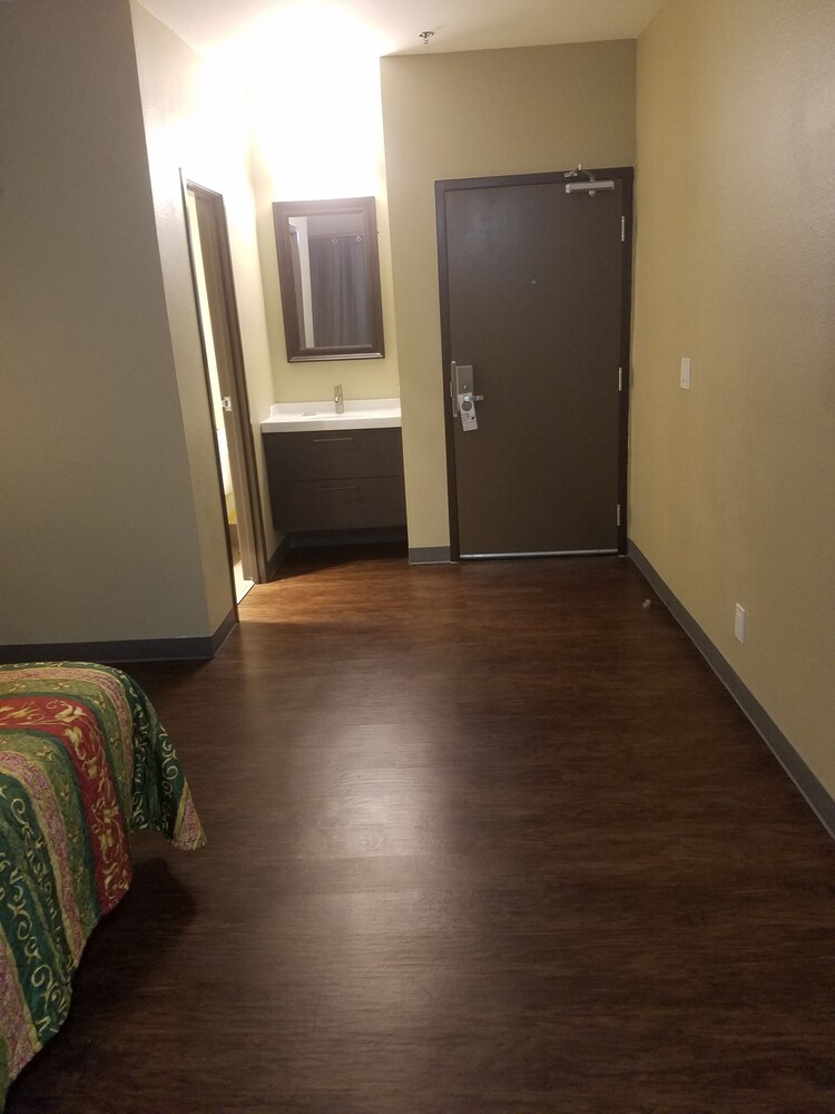Travel Time Motel - photo 31