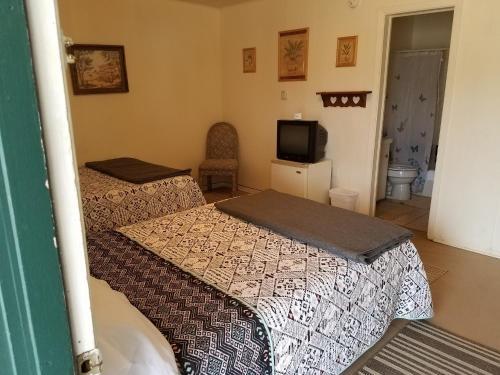 Canton Motel - photo 21