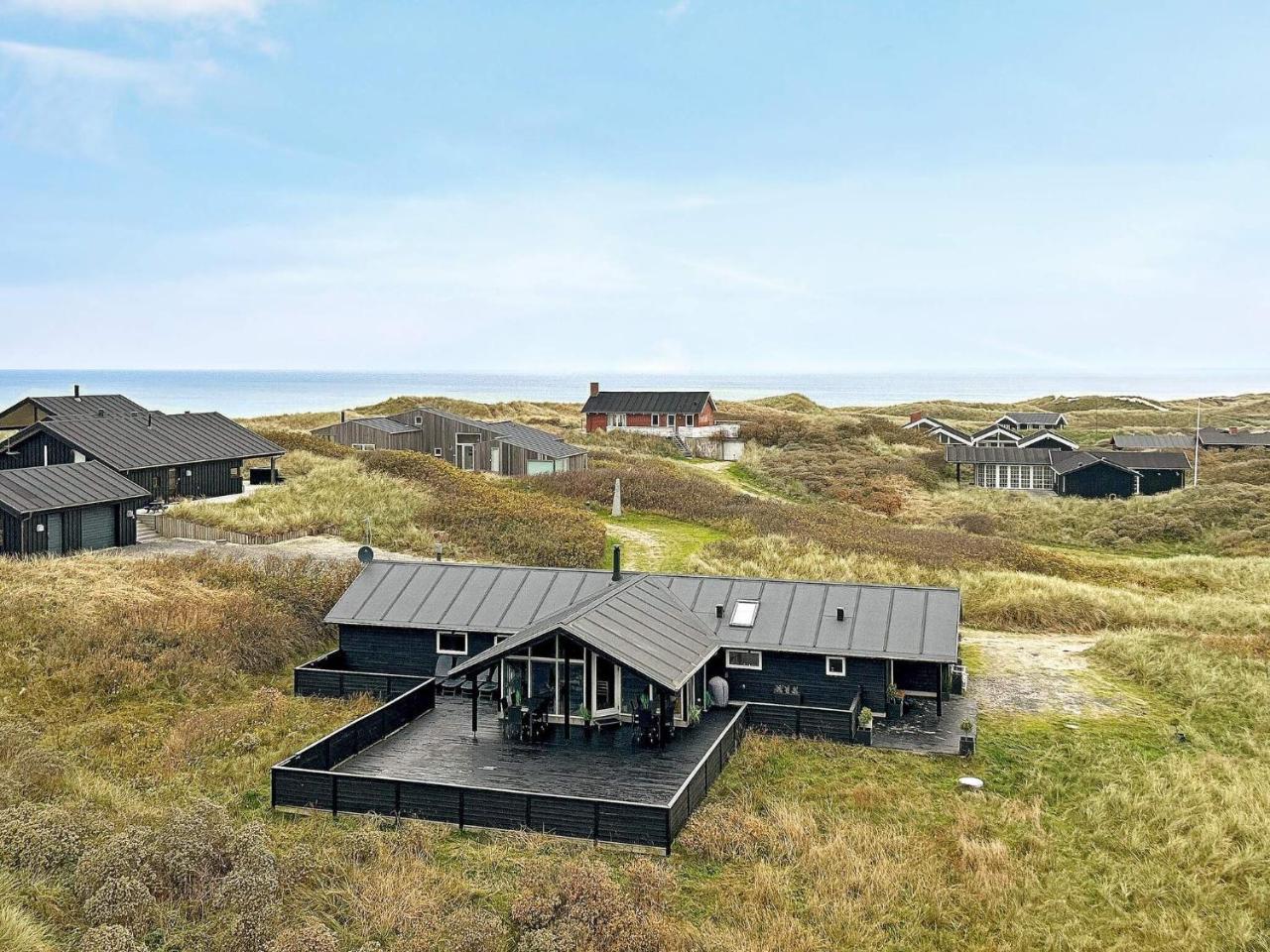 10 person holiday home in Løkken By Traum — 4-Star Luxury Hotel in Lokken, Denmark