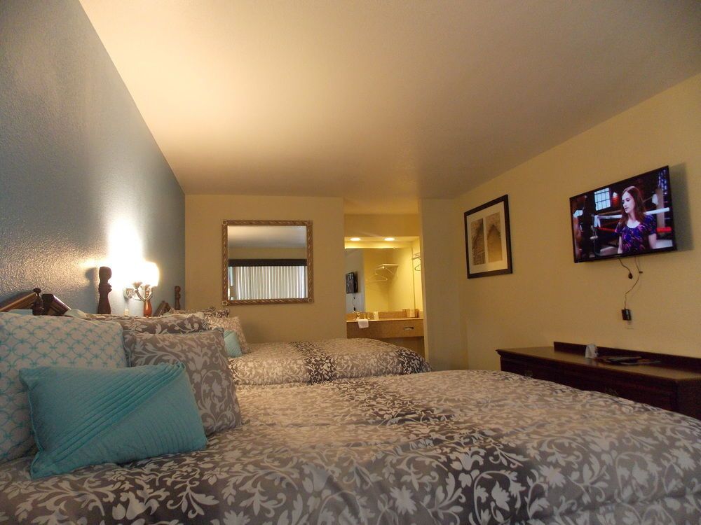Travelodge San Antonio Downtown - photo 23