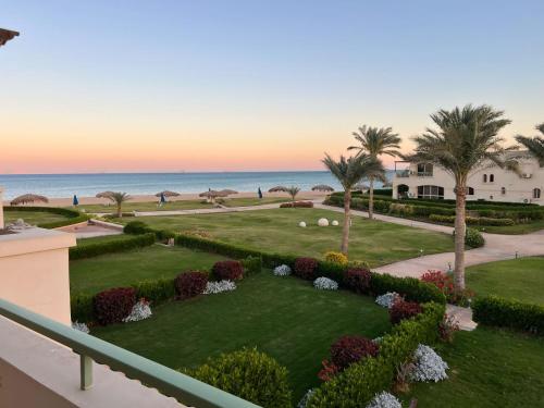 For Elite Families I La Vista 5 Seafront 265m Luxury Villa — 4-Star Luxury Hotel in Ain Sokhna, Egypt