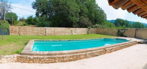 Mas Les Fabrys au coeur du Luberon — hotel in Bonnieux