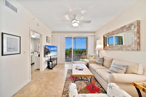 Shell Island Beach Club #7B — 4-Star Luxury Hotel in Sanibel, United States