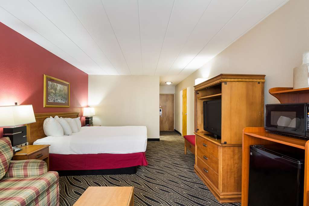 Best Western Braddock Inn - photo 14