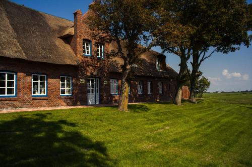 Fewo Kastanienhof — 4-Star Luxury Hotel in Pellworm, Germany