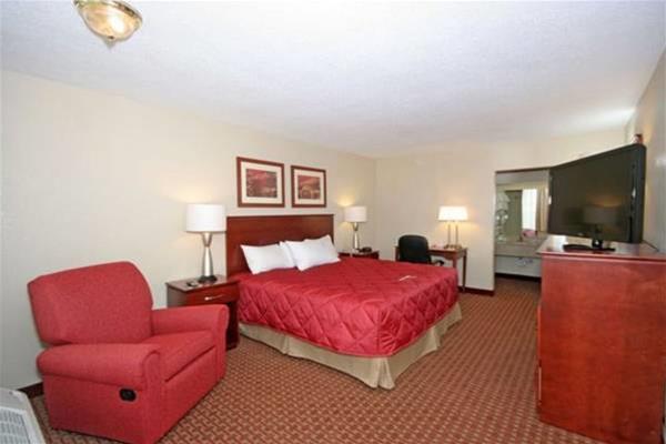 Ramada Burlington Hotel & Conference Center - photo 7