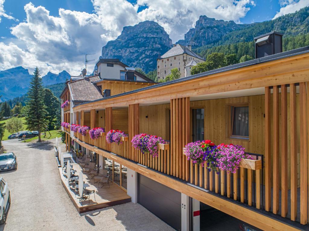 Garni La Ciasota - carbon neutral hotel in La Villa