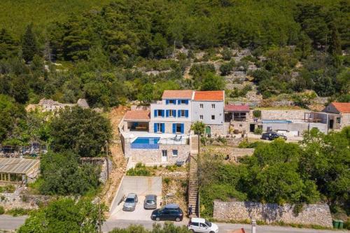 Family friendly house with a swimming pool Babino Polje Mljet 22326 — 4-Star Luxury Hotel in Babino Polje, Croatia