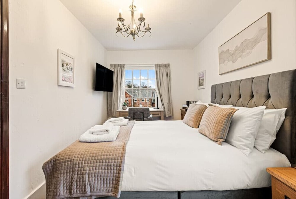 The George Inn Hotel Rooms Room 6 — hotel in Great Missenden