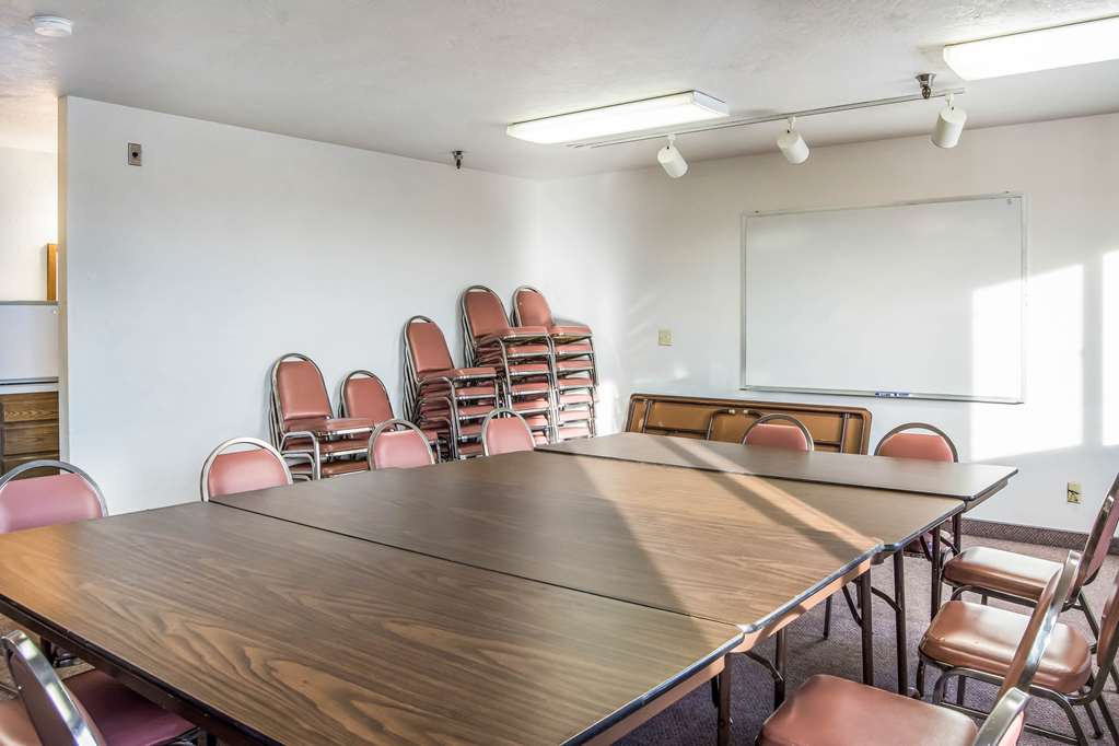 Motel 6 Wilsonville OR Portland - photo 28