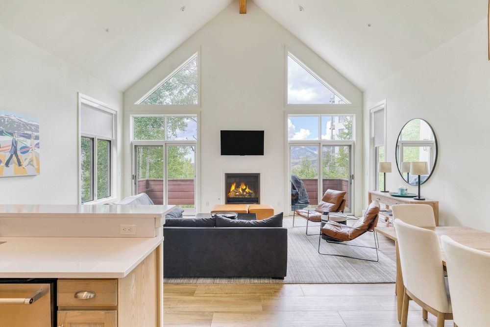 Emerald Elk At Village Creek By Avantstay Close To Slopes Village W Views — Telluride