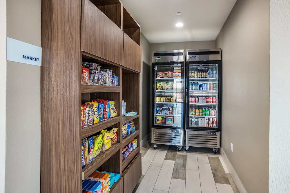 Holiday Inn Express & Suites Tulsa East Catoosa by IHG - photo 21
