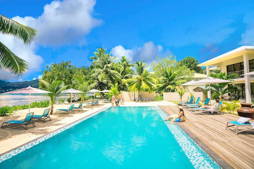 Pineapple Beach Villas — 4-Star Luxury Hotel in Anse Boileau, Seychelles