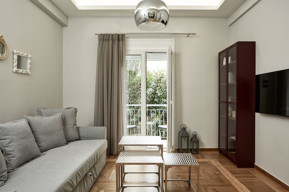 Charming 1bd Apt at Concert Hall — 4-Star Luxury Hotel in Athens, Greece