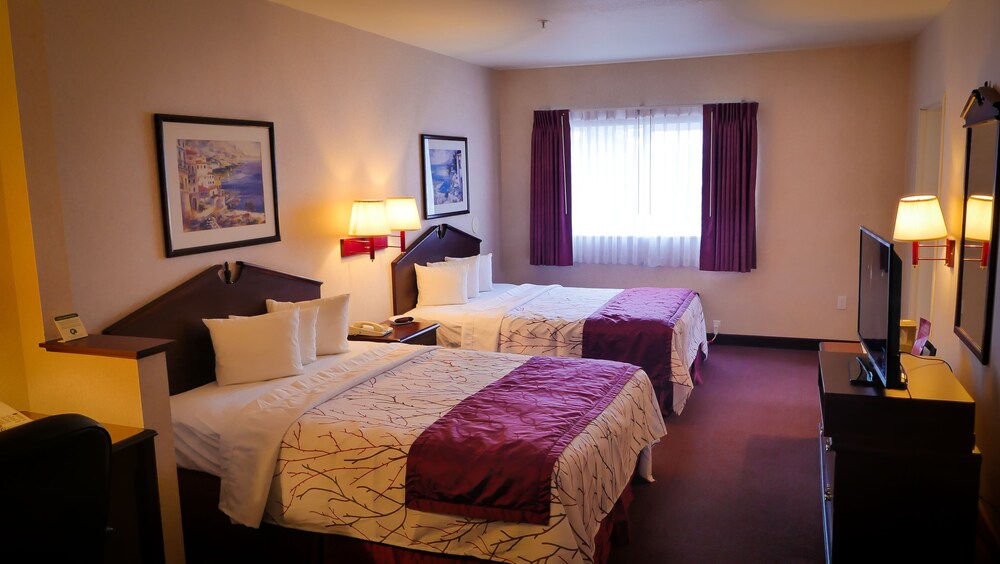 Holiday Inn Express & Suites Portland East - photo 5