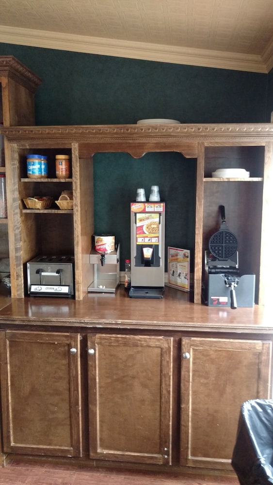The Blue Heron Inn - photo 18