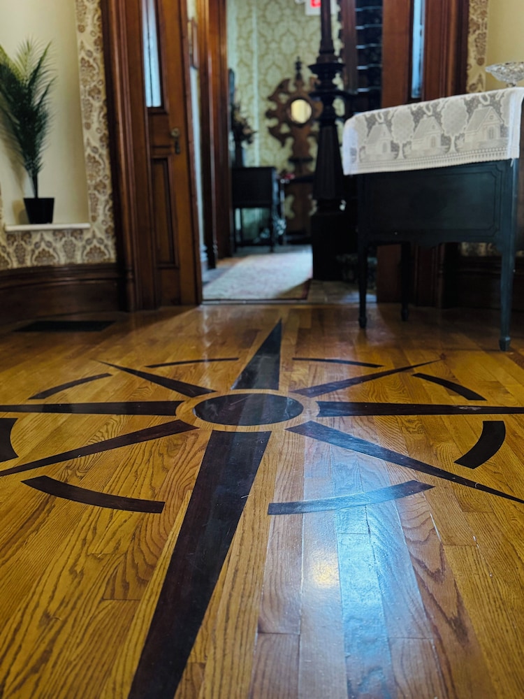 Limestone Mansion - photo 34