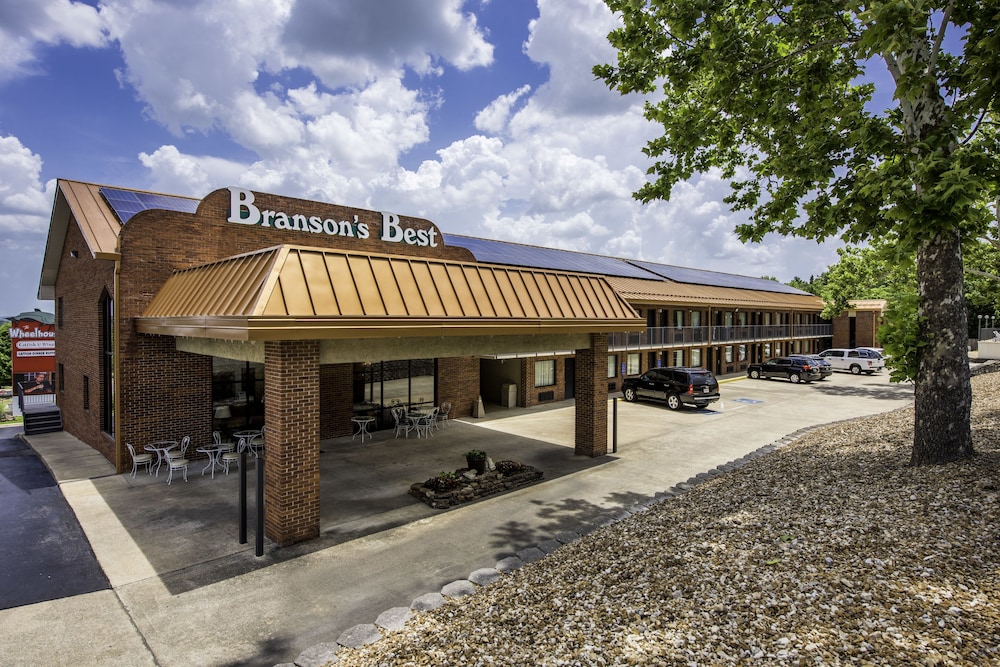 Branson's Best Motel - photo 37