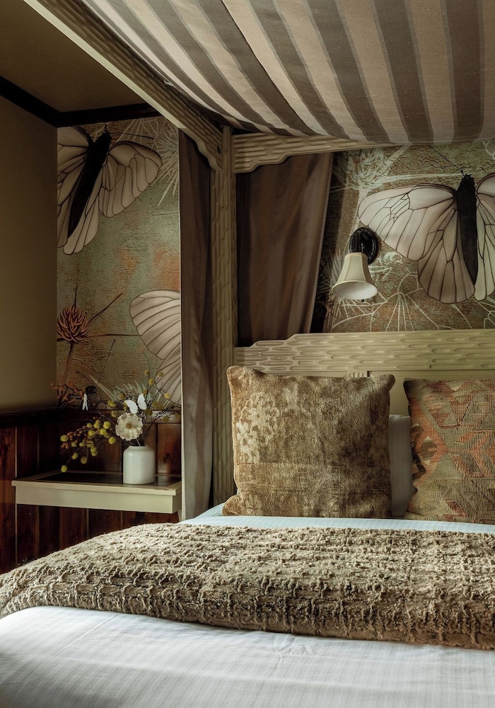 Highland Haven Creekside Inn - photo 56