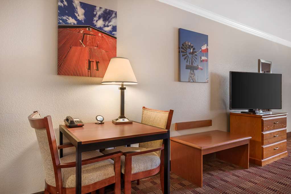 Best Western Club House Inn & Suites - photo 42