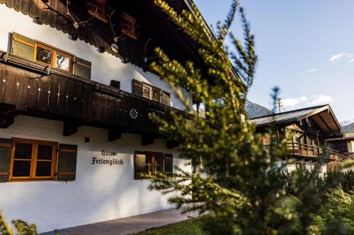 Haus Ferienglück — Koenigsee — photo 2