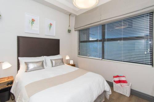 9 Church View No LoadShedding Homely Apartment