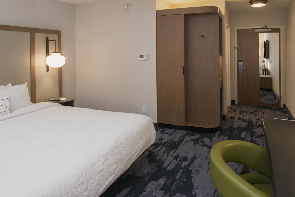 Fairfield Inn & Suites by Marriott Birmingham Colonnade - photo 8